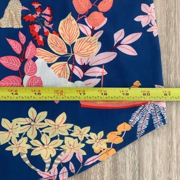 J. McLaughlin Along the Coast Lois Blouse Golden Retriever Doodle Dogs Small - Picture 9 of 12